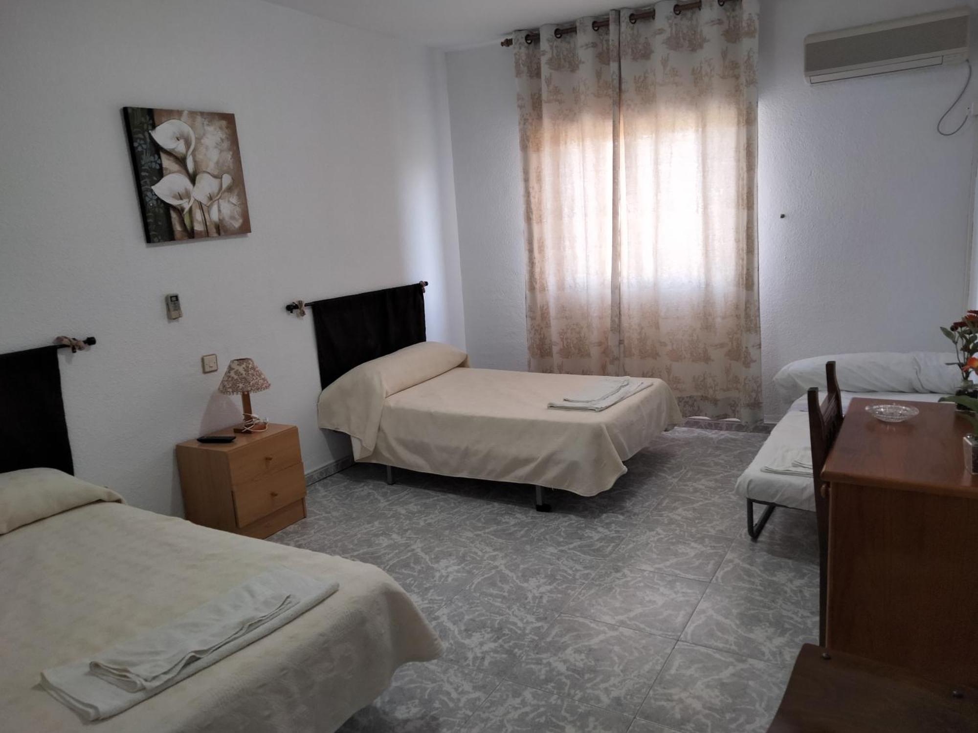 Hostal Restaurante El Labrador Талавера де ла Рейна Екстериор снимка